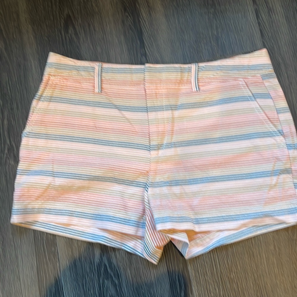 Striped GAP City Short